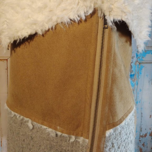 Saturday Sunday soft faux fur zipper sweater jacket vest/size M/cream tan grey - Picture 9 of 11